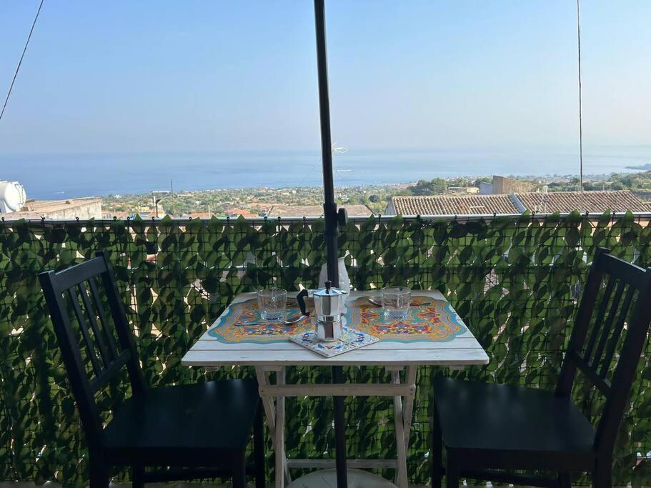 Casa Ultreia, Appartamento Aci Castello Exterior photo
