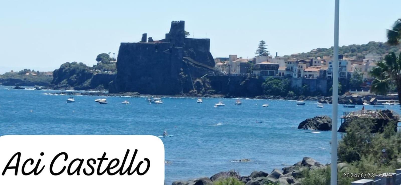 Casa Ultreia, Appartamento Aci Castello Exterior photo
